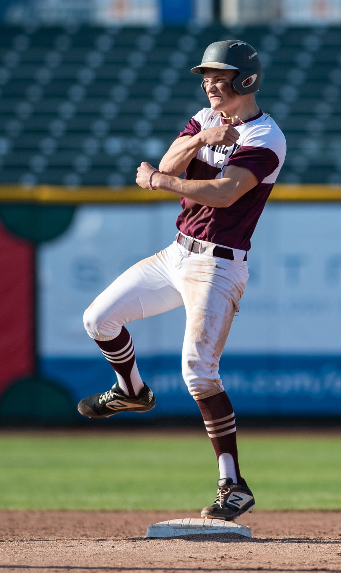 Waverly vs. Hastings, 5.13